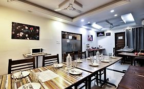 Hotel Aerocity Purple Orchid